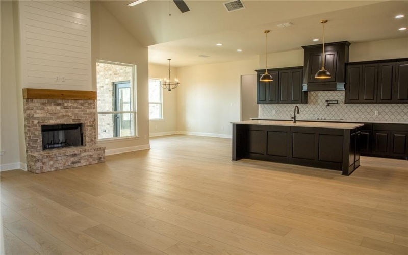 201 Belmont Drive, Willow Park, TX 76087, 3 Bedrooms Bedrooms, ,2 BathroomsBathrooms,Residential,For Sale,201 Belmont Drive,0,21103450