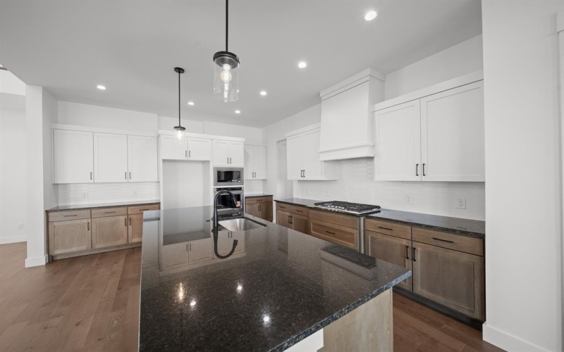 215 Parkland Valley, Rockwall, TX 75087, 5 Bedrooms Bedrooms, ,3 BathroomsBathrooms,Residential,For Sale,215 Parkland Valley,0,21103562