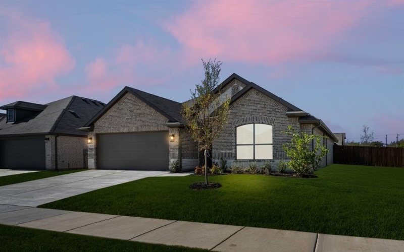 10352 Tapioca Street, Fort Worth, TX 76036, 3 Bedrooms Bedrooms, ,2 BathroomsBathrooms,Residential,For Sale,10352 Tapioca Street,0,21103645