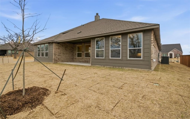 1116 Trinity Drive, Springtown, TX 76082, 4 Bedrooms Bedrooms, ,3 BathroomsBathrooms,Residential,For Sale,1116 Trinity Drive,0,21103765