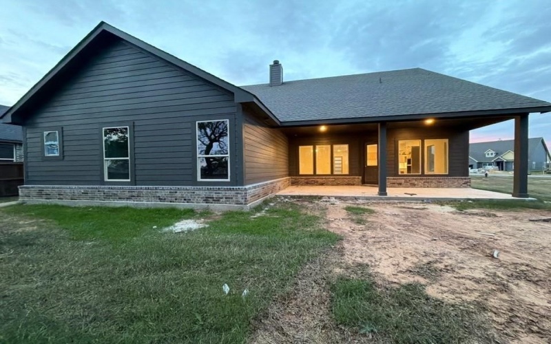 1132 Trinity Drive, Springtown, TX 76082, 4 Bedrooms Bedrooms, ,3 BathroomsBathrooms,Residential,For Sale,1132 Trinity Drive,0,21103789