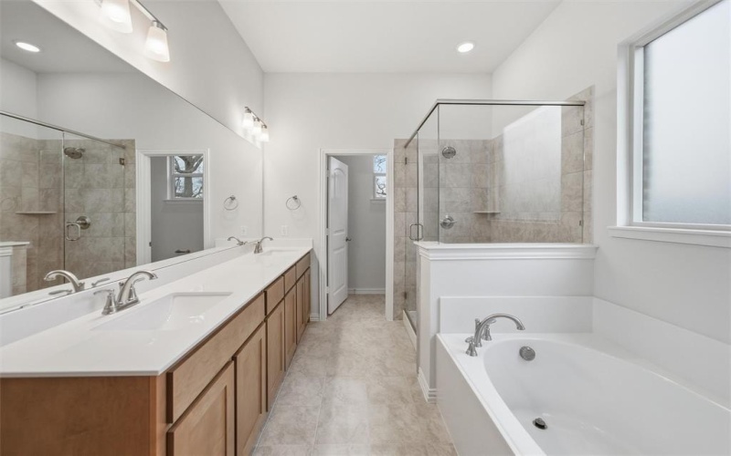 1132 Trinity Drive, Springtown, TX 76082, 4 Bedrooms Bedrooms, ,3 BathroomsBathrooms,Residential,For Sale,1132 Trinity Drive,0,21103789