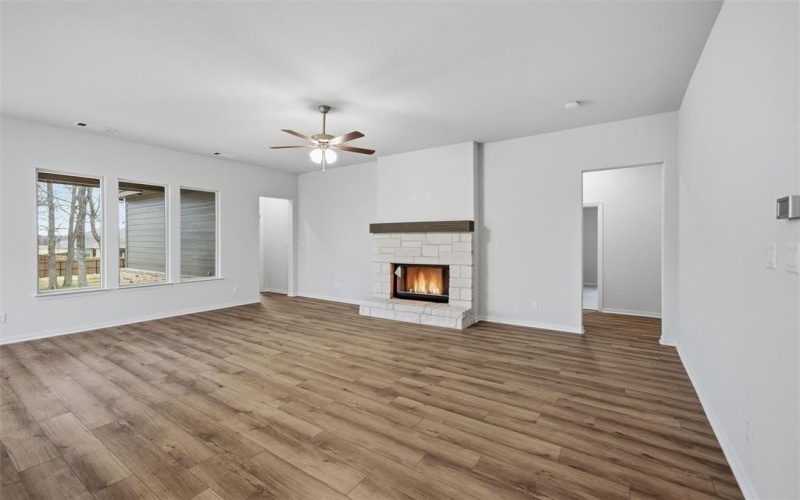 1132 Trinity Drive, Springtown, TX 76082, 4 Bedrooms Bedrooms, ,3 BathroomsBathrooms,Residential,For Sale,1132 Trinity Drive,0,21103789