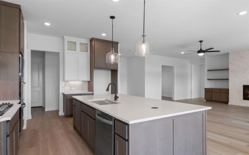 1099 Paradise Parkway, Poolville, TX 76487, 3 Bedrooms Bedrooms, ,2 BathroomsBathrooms,Residential,For Sale,1099 Paradise Parkway,0,21103914