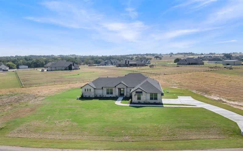 1099 Paradise Parkway, Poolville, TX 76487, 3 Bedrooms Bedrooms, ,2 BathroomsBathrooms,Residential,For Sale,1099 Paradise Parkway,0,21103914
