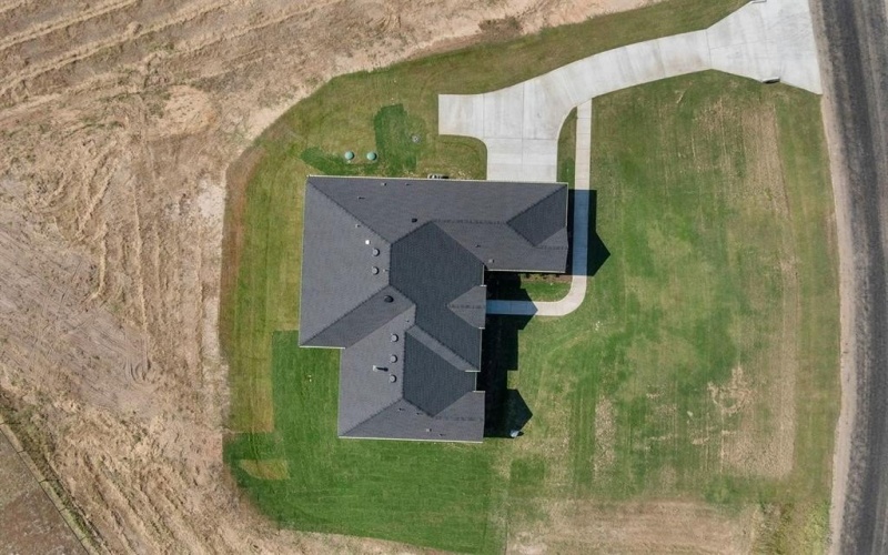 1099 Paradise Parkway, Poolville, TX 76487, 3 Bedrooms Bedrooms, ,2 BathroomsBathrooms,Residential,For Sale,1099 Paradise Parkway,0,21103914