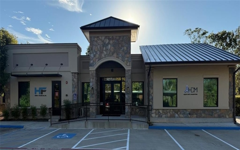 10 E Mcdermott Drive, Allen, TX 75002, ,Commercial Sale,En Venta,10 E Mcdermott Drive,0,21104024