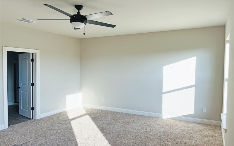 729 Crewe Lane, Bossier City, LA 71111, 4 Bedrooms Bedrooms, ,2 BathroomsBathrooms,Residential,For Sale,729 Crewe Lane,0,21104089