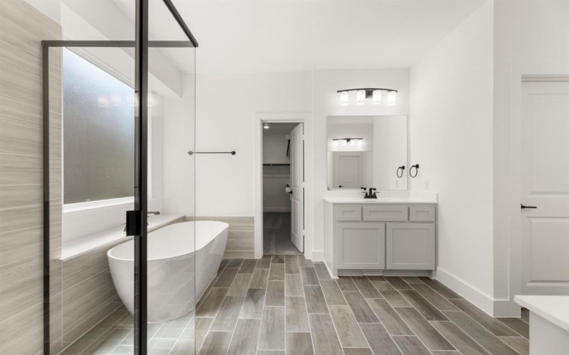 9621 Westchester Lane, Mesquite, TX 75126, 5 Bedrooms Bedrooms, ,3 BathroomsBathrooms,Residential,For Sale,9621 Westchester Lane,0,21104198