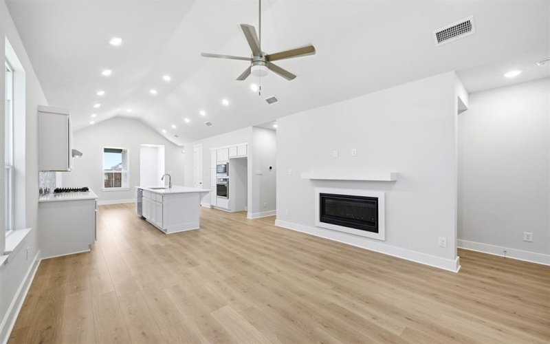 614 Sunflower Trail, Sherman, TX 75092, 3 Habitaciones Habitaciones , ,2 BañosBaños,Residential,En Venta,614 Sunflower Trail,0,21104233