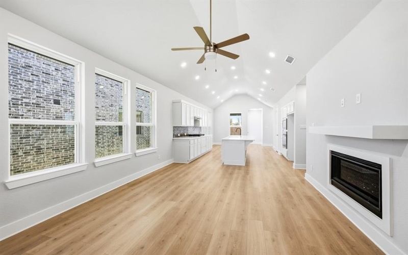 614 Sunflower Trail, Sherman, TX 75092, 3 Habitaciones Habitaciones , ,2 BañosBaños,Residential,En Venta,614 Sunflower Trail,0,21104233