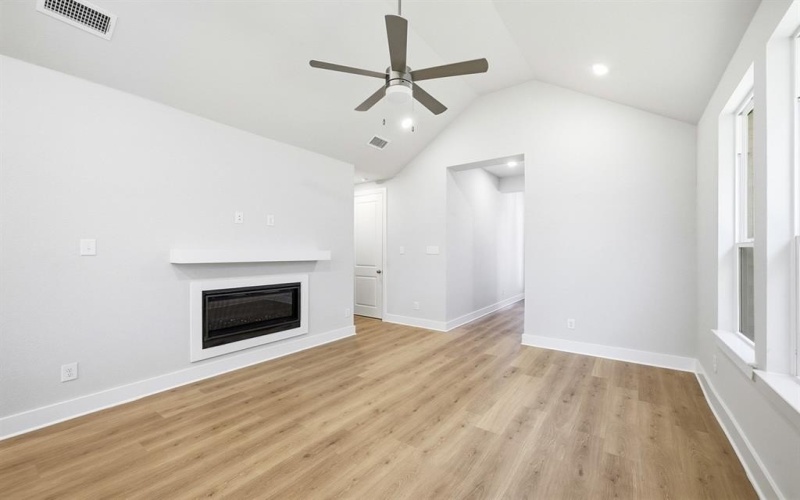 614 Sunflower Trail, Sherman, TX 75092, 3 Habitaciones Habitaciones , ,2 BañosBaños,Residential,En Venta,614 Sunflower Trail,0,21104233