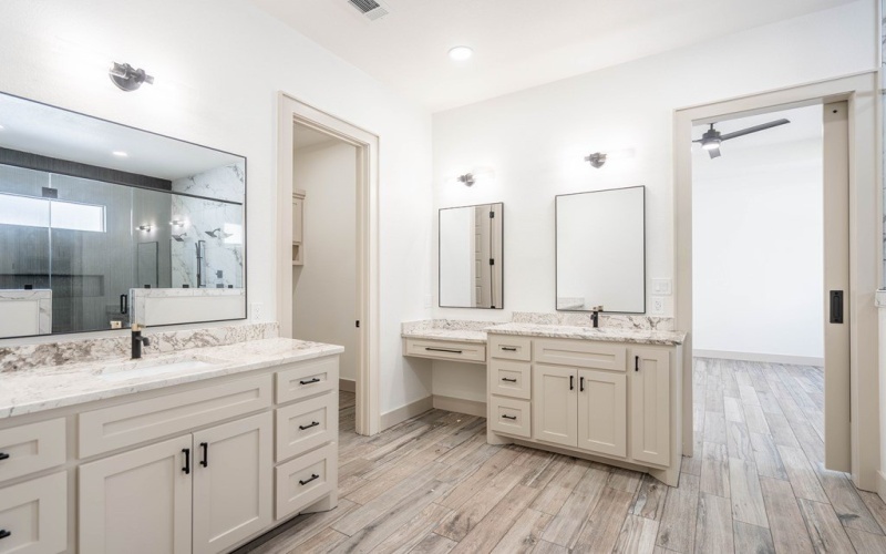 #9 NE Armlei Dr, Andrews, TX 79714, 4 Habitaciones Habitaciones , ,3 BañosBaños,Residential,En Venta,#9 NE Armlei Dr,0,164180