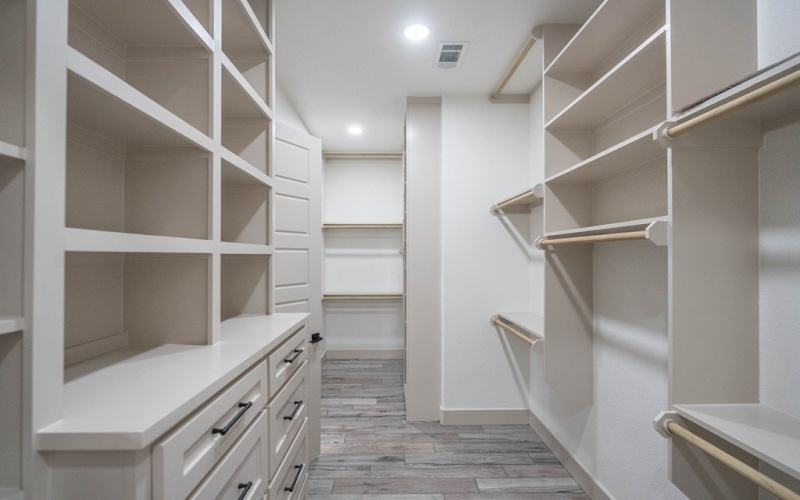 #9 NE Armlei Dr, Andrews, TX 79714, 4 Habitaciones Habitaciones , ,3 BañosBaños,Residential,En Venta,#9 NE Armlei Dr,0,164180