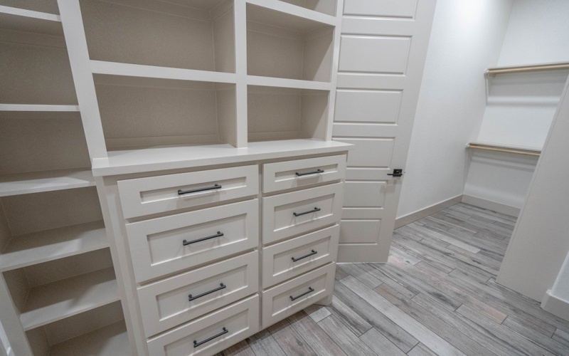 #9 NE Armlei Dr, Andrews, TX 79714, 4 Habitaciones Habitaciones , ,3 BañosBaños,Residential,En Venta,#9 NE Armlei Dr,0,164180