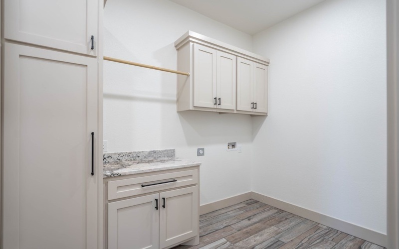 #9 NE Armlei Dr, Andrews, TX 79714, 4 Habitaciones Habitaciones , ,3 BañosBaños,Residential,En Venta,#9 NE Armlei Dr,0,164180