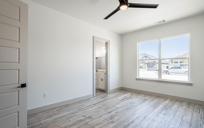 #9 NE Armlei Dr, Andrews, TX 79714, 4 Habitaciones Habitaciones , ,3 BañosBaños,Residential,En Venta,#9 NE Armlei Dr,0,164180