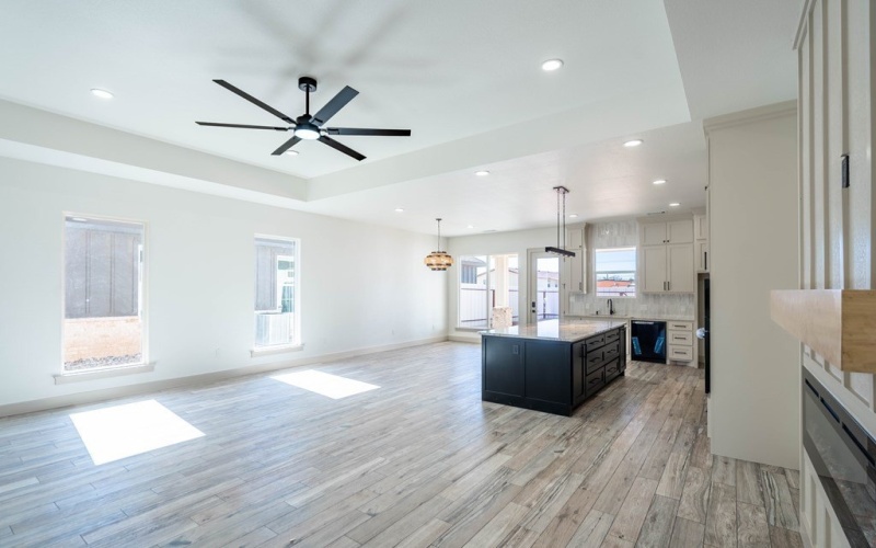 #9 NE Armlei Dr, Andrews, TX 79714, 4 Habitaciones Habitaciones , ,3 BañosBaños,Residential,En Venta,#9 NE Armlei Dr,0,164180