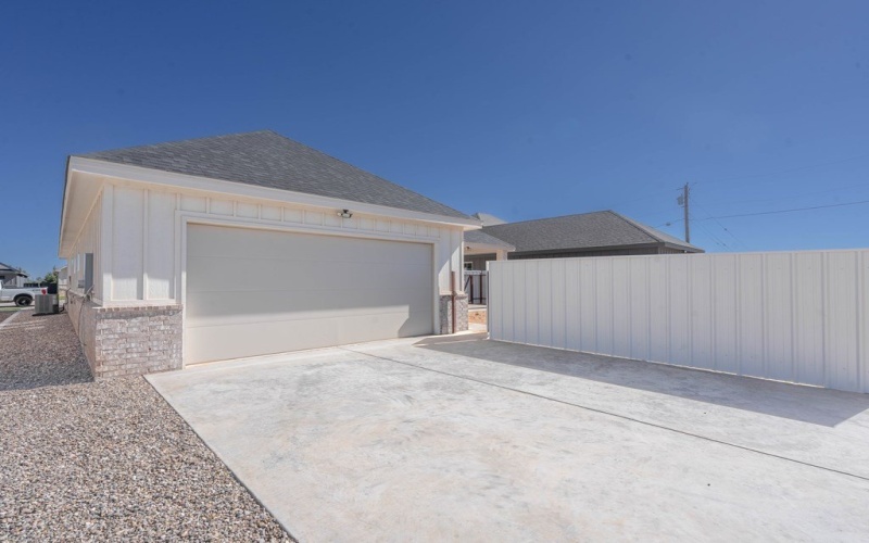 #9 NE Armlei Dr, Andrews, TX 79714, 4 Habitaciones Habitaciones , ,3 BañosBaños,Residential,En Venta,#9 NE Armlei Dr,0,164180