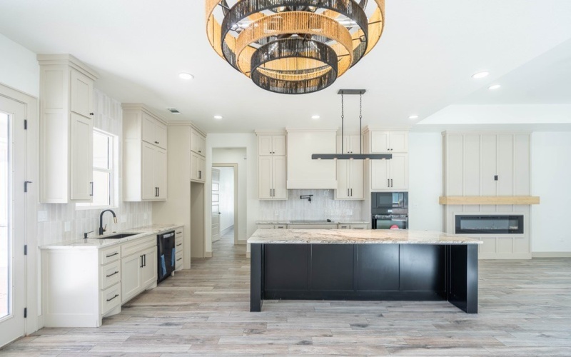 #9 NE Armlei Dr, Andrews, TX 79714, 4 Habitaciones Habitaciones , ,3 BañosBaños,Residential,En Venta,#9 NE Armlei Dr,0,164180