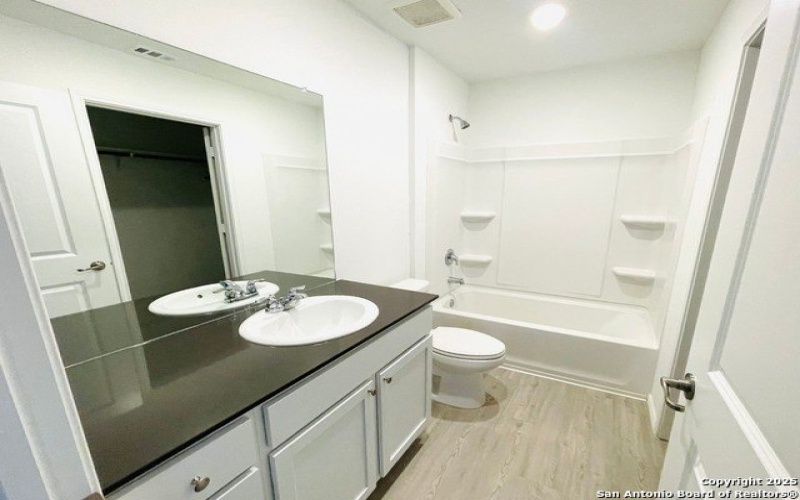 13307 Dutra, San Antonio, TX 78221, 3 Bedrooms Bedrooms, ,2 BathroomsBathrooms,Residential,For Sale,13307 Dutra,0,1920567