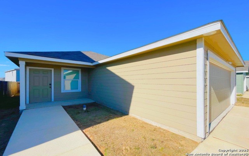 13307 Dutra, San Antonio, TX 78221, 3 Bedrooms Bedrooms, ,2 BathroomsBathrooms,Residential,For Sale,13307 Dutra,0,1920567