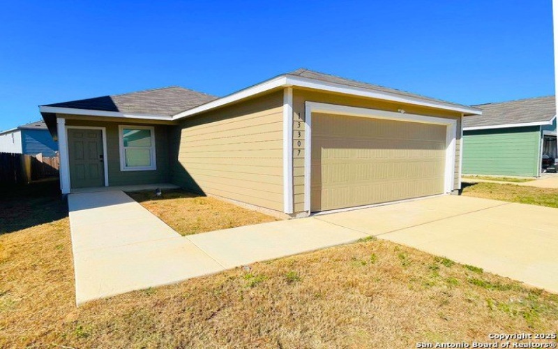 13307 Dutra, San Antonio, TX 78221, 3 Bedrooms Bedrooms, ,2 BathroomsBathrooms,Residential,For Sale,13307 Dutra,0,1920567