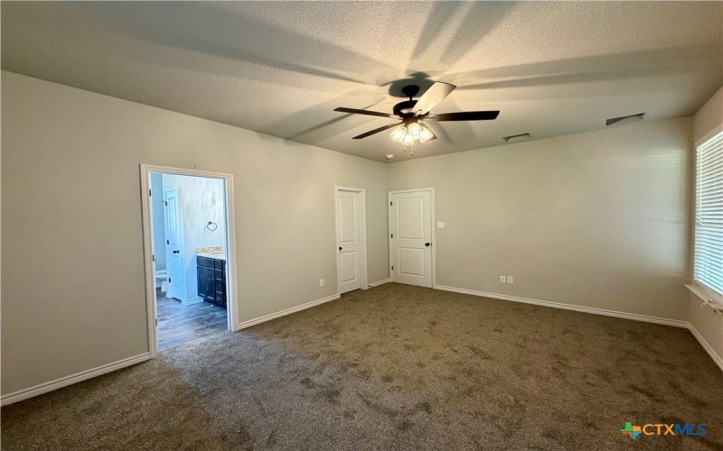 2565 Cedar Glen Drive, Belton, TX 76513, 5 Habitaciones Habitaciones , ,2 BañosBaños,Residential,En Venta,2565 Cedar Glen Drive,0,596792