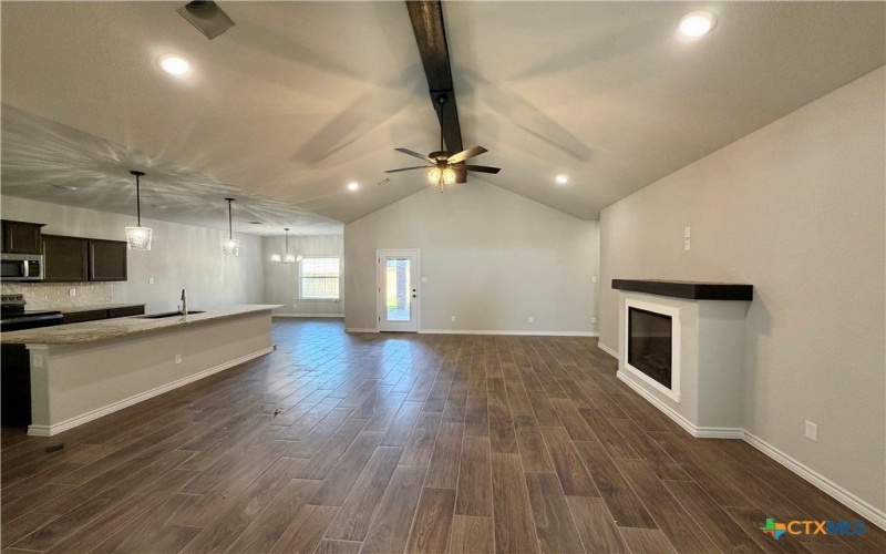 2565 Cedar Glen Drive, Belton, TX 76513, 5 Habitaciones Habitaciones , ,2 BañosBaños,Residential,En Venta,2565 Cedar Glen Drive,0,596792