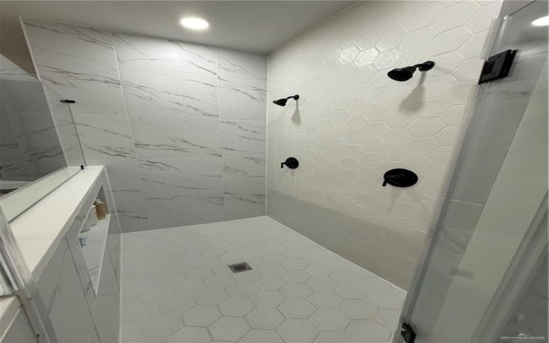 3814 Azali Drive, Corpus Christi, TX 78414, 4 Habitaciones Habitaciones , ,3 BañosBaños,Residential,En Venta,3814 Azali Drive,0,486014