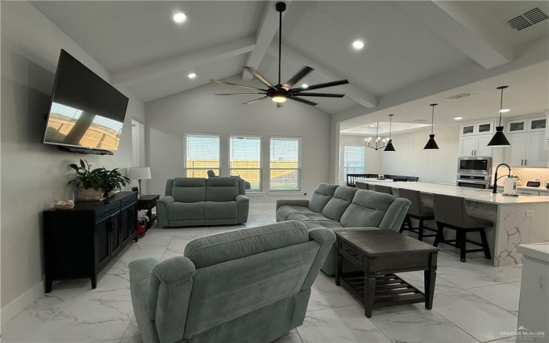 3814 Azali Drive, Corpus Christi, TX 78414, 4 Habitaciones Habitaciones , ,3 BañosBaños,Residential,En Venta,3814 Azali Drive,0,486014