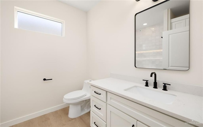 3424 E McGrady Street, Edinburg, TX 78542, 3 Habitaciones Habitaciones , ,2 BañosBaños,Residential,En Venta,3424 E McGrady Street,0,486245