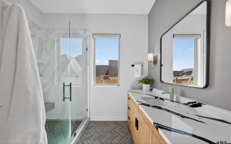 4013 Rock Creek Ct, Tyler, TX 75703, 4 Habitaciones Habitaciones , ,3 BañosBaños,Residential,En Venta,4013 Rock Creek Ct,0,25016241