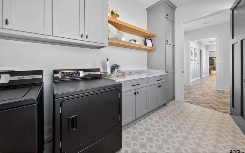 4013 Rock Creek Ct, Tyler, TX 75703, 4 Habitaciones Habitaciones , ,3 BañosBaños,Residential,En Venta,4013 Rock Creek Ct,0,25016241