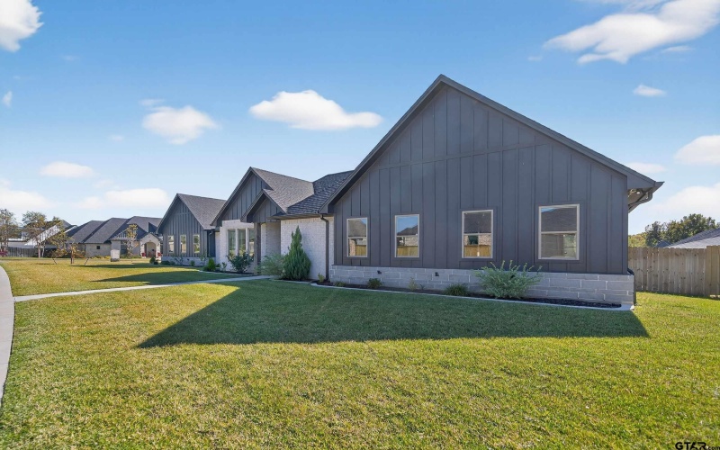 4013 Rock Creek Ct, Tyler, TX 75703, 4 Habitaciones Habitaciones , ,3 BañosBaños,Residential,En Venta,4013 Rock Creek Ct,0,25016241