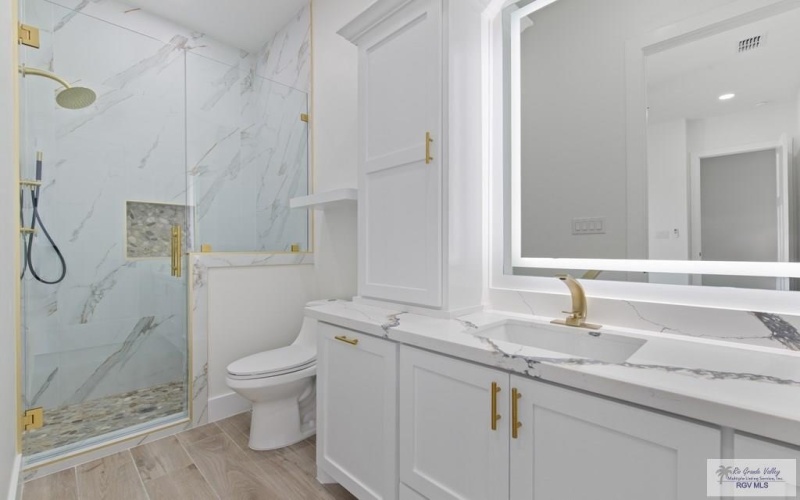 1305 THACKER LANE, HARLINGEN, TX 78552, 4 Habitaciones Habitaciones , ,3 BañosBaños,Residential,En Venta,1305 THACKER LANE,0,29763218