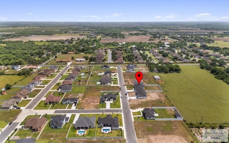 1305 THACKER LANE, HARLINGEN, TX 78552, 4 Habitaciones Habitaciones , ,3 BañosBaños,Residential,En Venta,1305 THACKER LANE,0,29763218