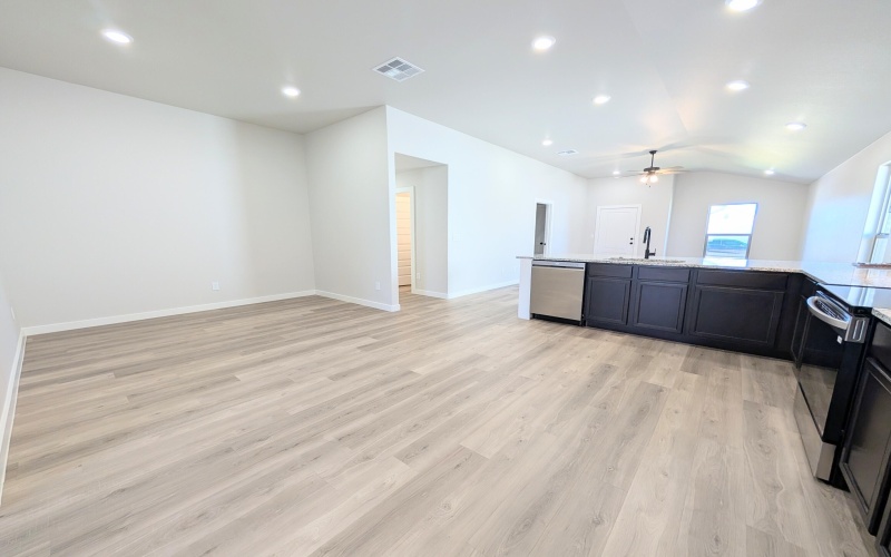 3220 Cottonwood Avenue, Wolfforth, TX 79382, 3 Habitaciones Habitaciones , ,2 BañosBaños,Residential,En Venta,3220 Cottonwood Avenue,0,202562688