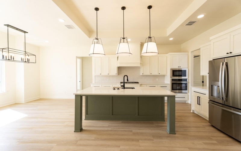 5838 111th Street, Lubbock, TX 79424, 4 Bedrooms Bedrooms, ,3 BathroomsBathrooms,Residential,For Sale,5838 111th Street,0,202562701