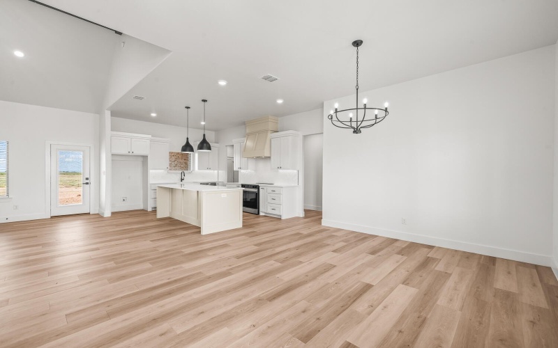 7107 E F M 41, Slaton, TX 79364, 3 Bedrooms Bedrooms, ,2 BathroomsBathrooms,Residential,For Sale,7107 E F M 41,0,202562705