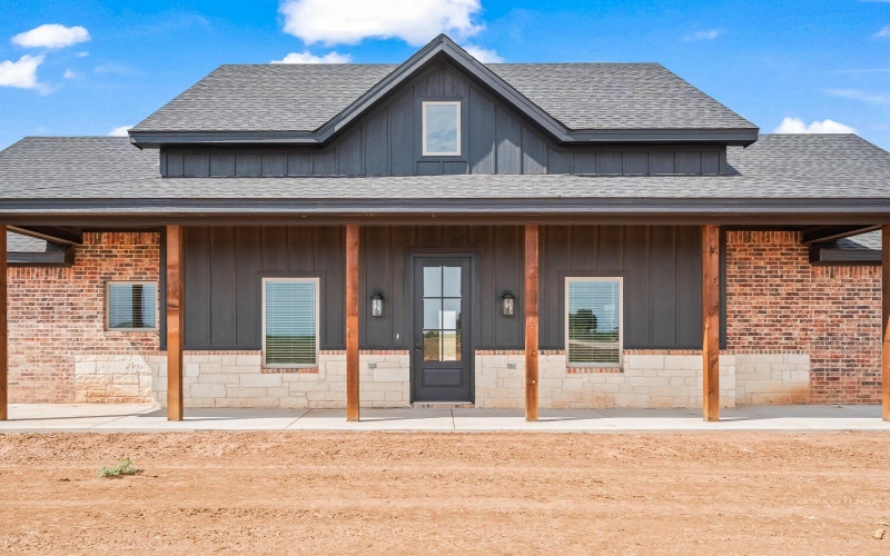 7107 E F M 41, Slaton, TX 79364, 3 Bedrooms Bedrooms, ,2 BathroomsBathrooms,Residential,For Sale,7107 E F M 41,0,202562705