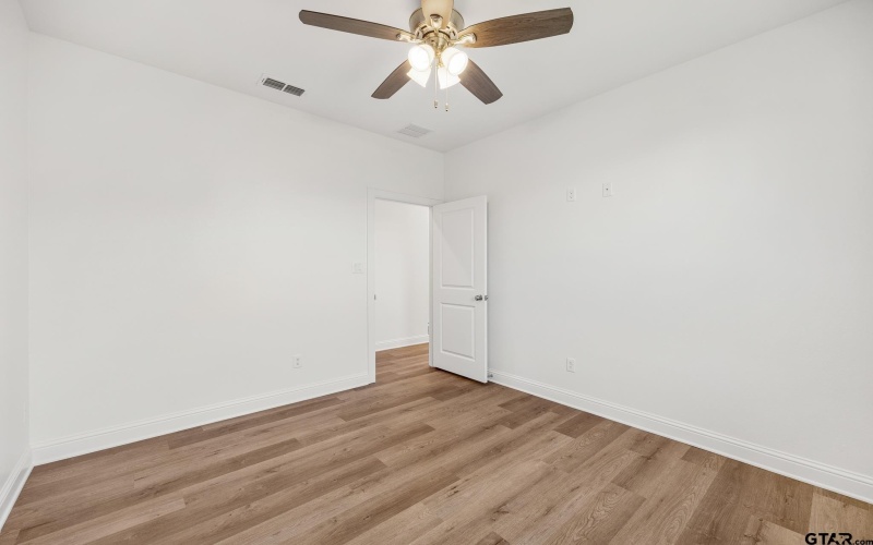 482 Mary Circle, Bullard, TX 75757, 4 Bedrooms Bedrooms, ,2 BathroomsBathrooms,Residential,For Sale,482 Mary Circle,24012275