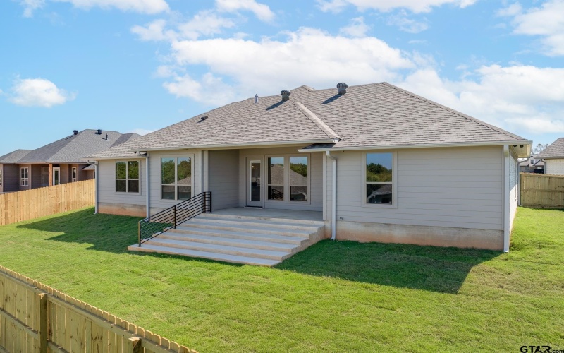 482 Mary Circle, Bullard, TX 75757, 4 Bedrooms Bedrooms, ,2 BathroomsBathrooms,Residential,For Sale,482 Mary Circle,24012275
