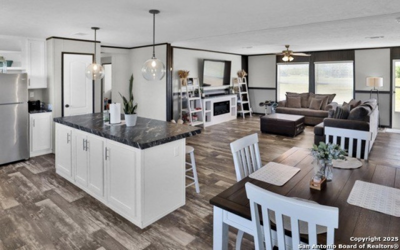 395 Rohrbuch, Pipe Creek, TX 78063, 3 Habitaciones Habitaciones , ,2 BañosBaños,Residential,En Venta,395 Rohrbuch,0,1920677