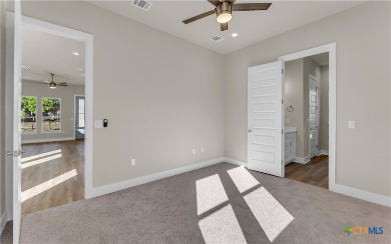 627 Birch Lane, Cottonwood Shores, TX 78657, 3 Bedrooms Bedrooms, ,2 BathroomsBathrooms,Residential,For Sale,627 Birch Lane,0,597086