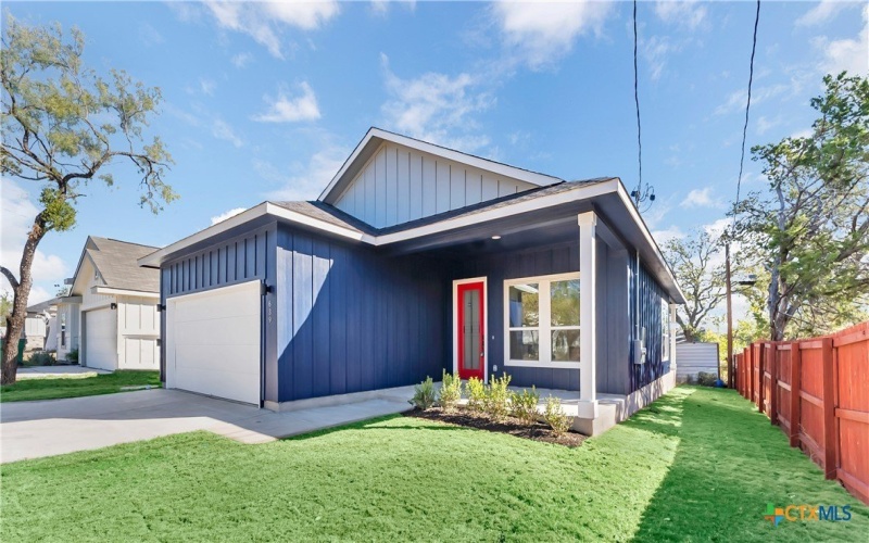 639 Magnolia Lane, Cottonwood Shores, TX 78657, 3 Bedrooms Bedrooms, ,2 BathroomsBathrooms,Residential,For Sale,639 Magnolia Lane,0,597088