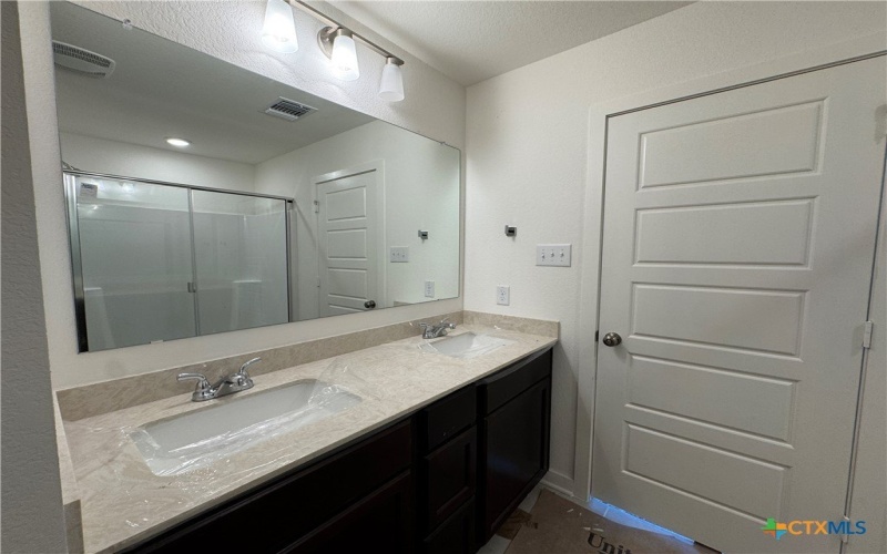 1908 Meridian Loop, Temple, TX 76504, 3 Habitaciones Habitaciones , ,2 BañosBaños,Residential,En Venta,1908 Meridian Loop,0,597100