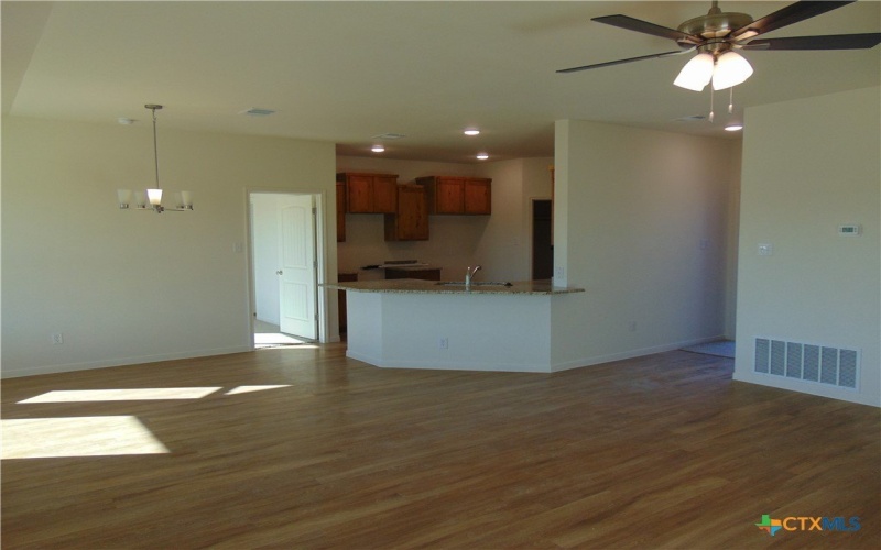 3110 Salt Fork Drive, Killeen, TX 76549, 4 Bedrooms Bedrooms, ,2 BathroomsBathrooms,Residential,For Sale,3110 Salt Fork Drive,0,597121