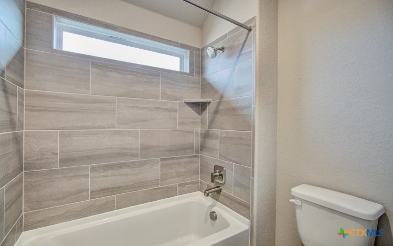 2114 Shepards Street, Seguin, TX 78155, 5 Habitaciones Habitaciones , ,5 BañosBaños,Residential,En Venta,2114 Shepards Street,0,597165