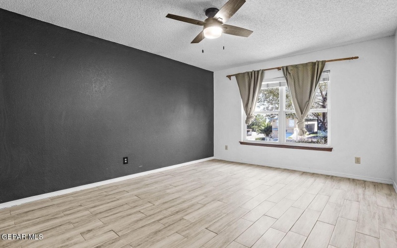 6817 Ridgley Way, El Paso, TX 79904, 2 Bedrooms Bedrooms, ,1 BathroomBathrooms,Residential,For Sale,6817 Ridgley Way,0,933246